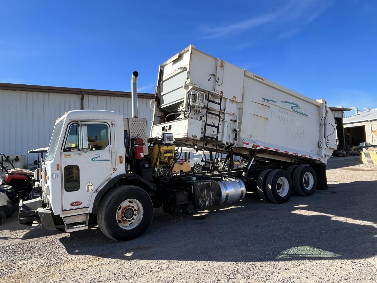 CAMION PARA  BASURA PETERBILT 320